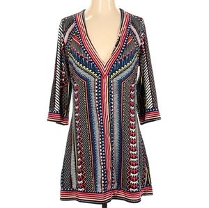 Bar III dress geometric v neck 3/4 sleeves